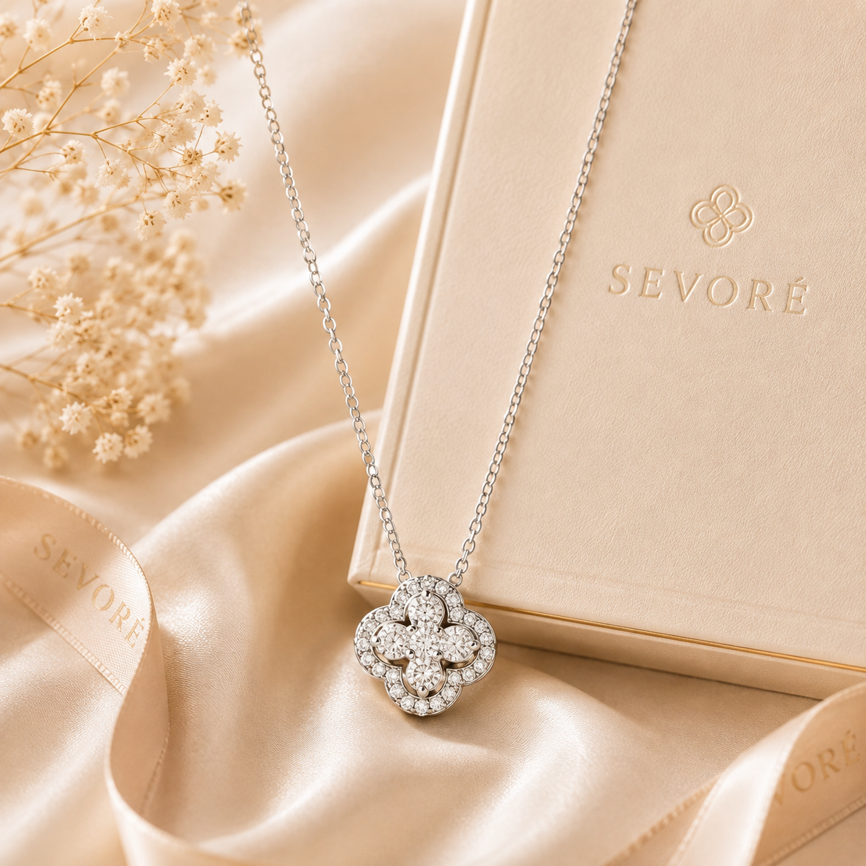 Céleste Clover Necklace